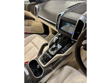 2012 Porsche Cayenne - thumbnail 9