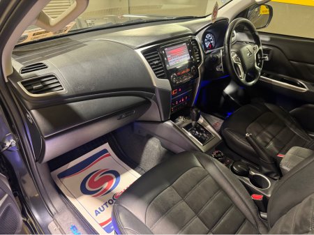 2020 Mitsubishi L200 BARBARIAN X 150PS  2.3 DI-D CR 4 WORK €27,950 thumbnail