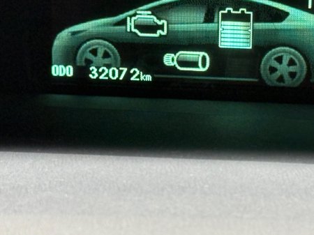 2015 Toyota Prius - thumbnail 8