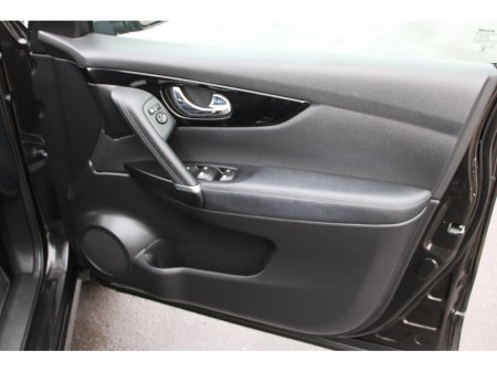 2020 Nissan Qashqai 1.3 PET SVE €19,950 thumbnail