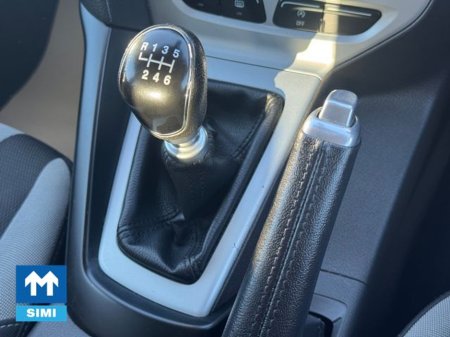 2014 Ford Focus 1.6 TDCI Zetec S 113BHP 5DR €9,950 thumbnail