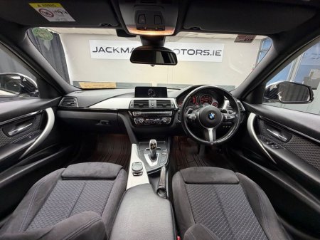 2017 BMW 3 Series - thumbnail 30