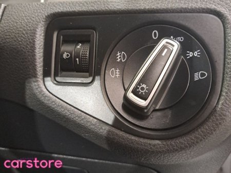 2016 Volkswagen Golf 1.6 TDI 5DR 110HP BlueMotion €15,480 thumbnail