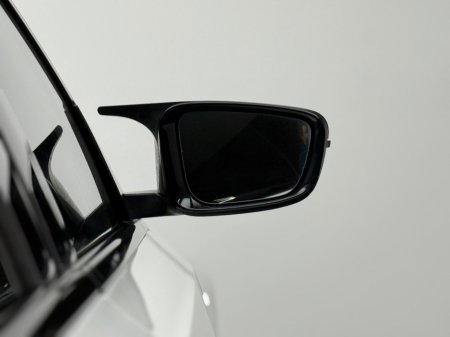 2019 BMW 3 Series 320D M SPORT €27,990 thumbnail