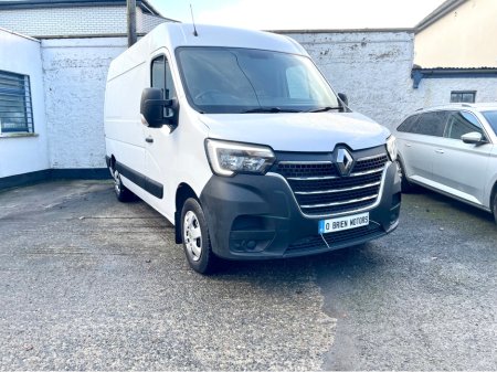 2023 Renault Master MM35 BUSINESS+ 2.3 BLUE DCI 135BHP MWB