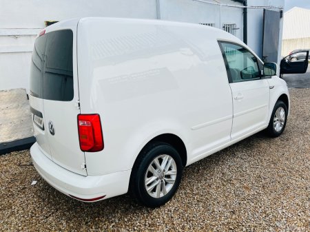 2016 Volkswagen Caddy  €7,950 thumbnail