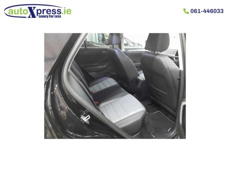 2023 Volkswagen T-Roc - thumbnail 4