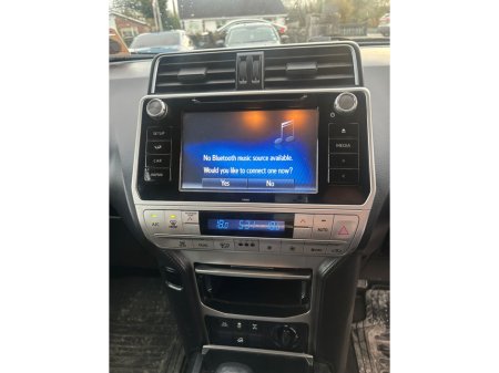 2018 Toyota Landcruiser - thumbnail 9