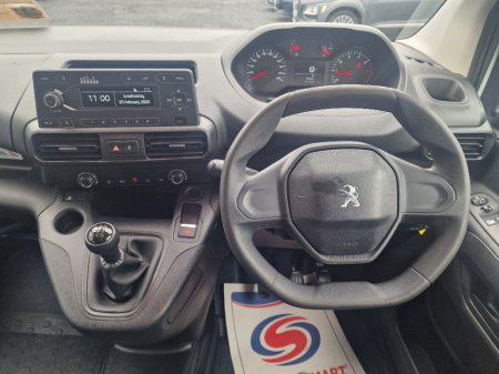 2020 Peugeot Partner - thumbnail 6