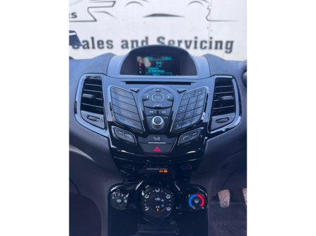 2015 Ford Fiesta MCA TITANIUM 1.5 75PS M5 4DR €8,750 thumbnail