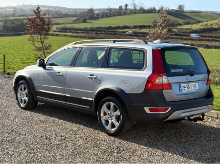 2009 Volvo XC70 - thumbnail 3