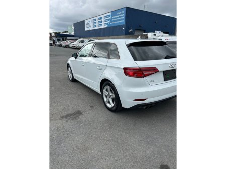 2017 Audi A3  €17,750 thumbnail