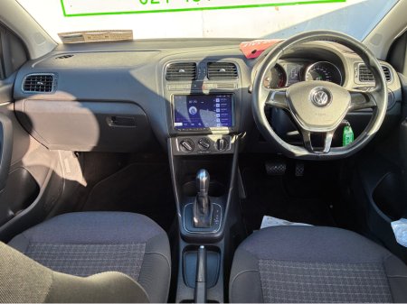 2016 Volkswagen Polo 1.2i TSI Petrol Automatic Comfortline €13,500 thumbnail