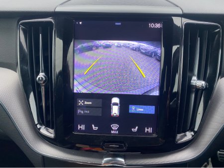 2021 Volvo XC60 2.0 R-DESIGN T6 RCHARG AWD AUTO 337BHP €28,800 thumbnail