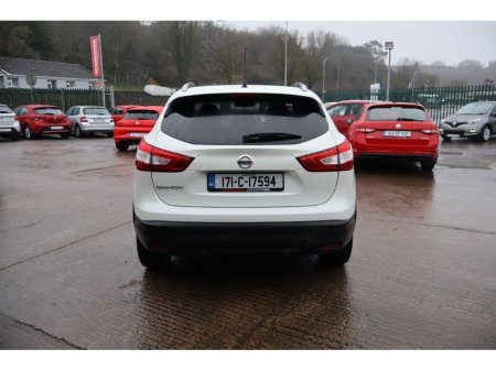 2017 Nissan Qashqai N-CONNECTA 360  Great Spec Exceptional Condition! €13,995 thumbnail
