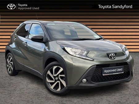2023 Toyota Aygo X DESIGN // NEW MODEL // REAR CAMERA & PARK ASSIST // TOYOYTA SAFETY SENSE // AIR CON // BLUETOOTH // CARPLAY/ANDROID AUTO // FULL WARRANTY