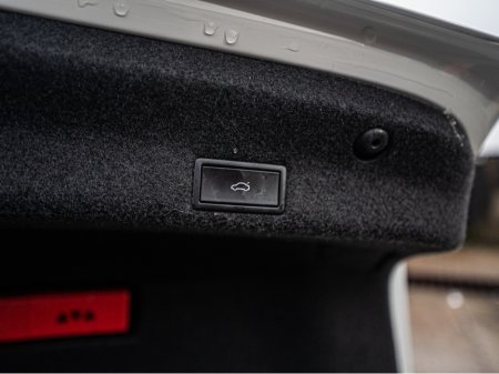 2019 Volkswagen Passat 2019 VW Passat Highline Auto/High spec/1yr warrant €25,888 thumbnail