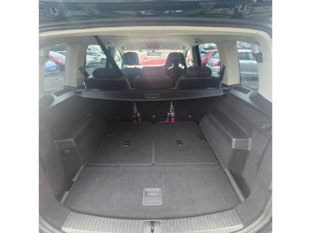 2016 Volkswagen Touran 1.2 TSI 110HP Trendline €15,950 thumbnail