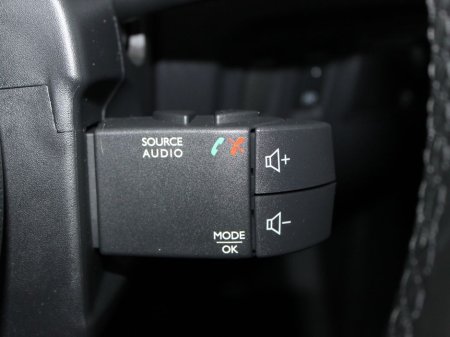 2018 Renault Captur - thumbnail 25