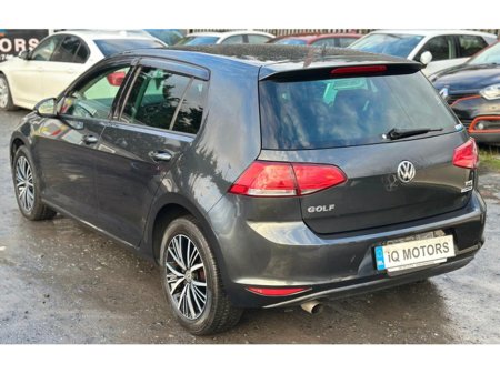 2016 Volkswagen Golf - thumbnail 11