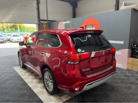 2021 Mitsubishi Outlander - photo 3