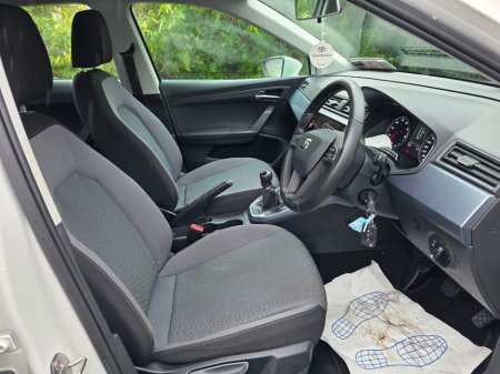 2019 SEAT Arona 1.0tsi 115HP SE 5DR €14,950 thumbnail