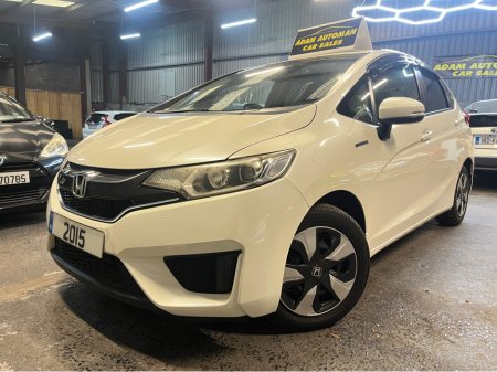 2015 Honda Fit 2015 hybrid auto €10,500