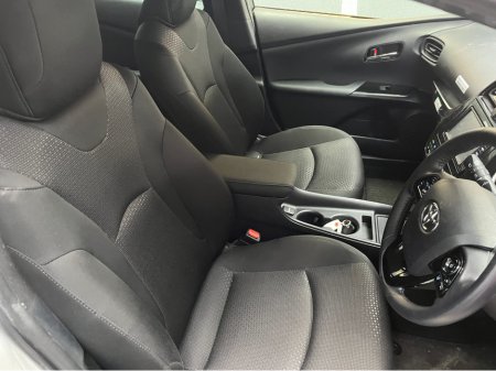 2022 Toyota Prius €20950 2022 TOYOTA PRIUS S 1.8 AUTOMATIC / CRUISE CONTROL / REVERSE CAMERA AND MMORE €20,950 thumbnail