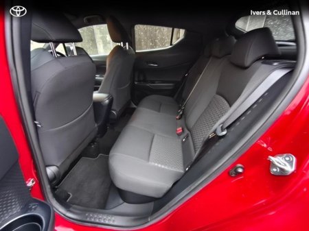 2023 Toyota C-HR C-HR HYBRID SPORT €30,990 thumbnail