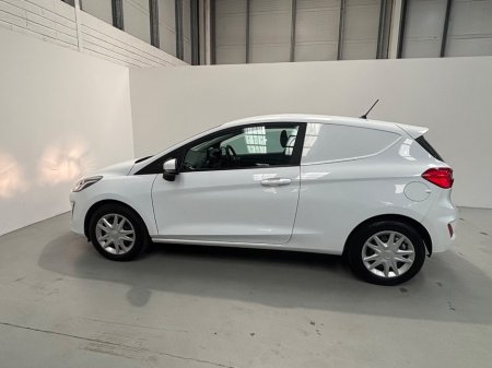 2020 Ford Fiesta - thumbnail 4