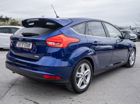 2016 Ford Focus - thumbnail 14