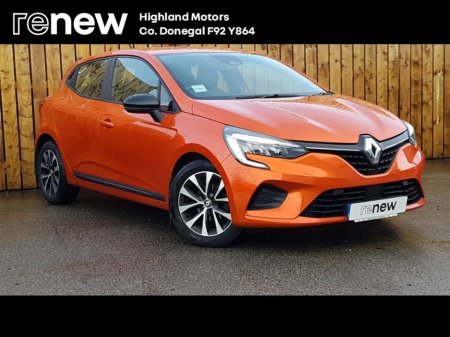 2023 Renault Clio TCe 90 DFull Equilibre €18,900