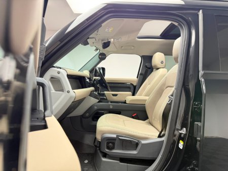 2020 Land Rover Defender - thumbnail 18