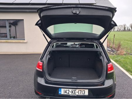 2014 Volkswagen Golf 1.6 TDI S BLUEMOTION 105PS 5DR €10,950 thumbnail