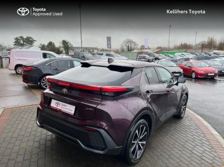 2024 Toyota C-HR Hybrid Sport €36,900 thumbnail