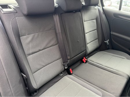 2012 Volkswagen Golf 1.2 TSI AUTO 5DR €8,995 thumbnail