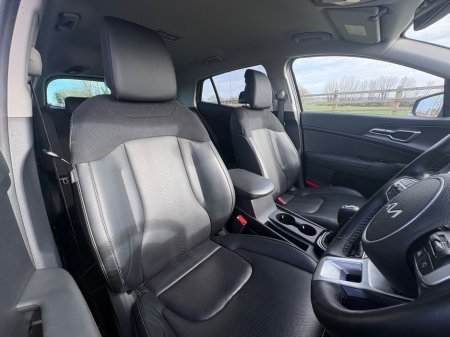 2024 Kia Sportage - thumbnail 8