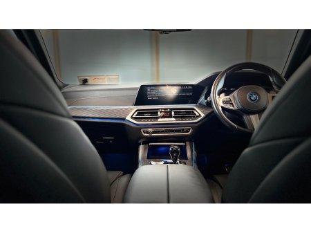 2022 BMW X5 XDRIVE45E 4DR AUTO G05H €62,800 thumbnail
