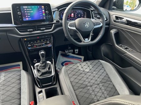 2025 Volkswagen T-Roc - thumbnail 6