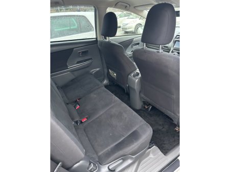 2014 Toyota Prius  €13,950 thumbnail