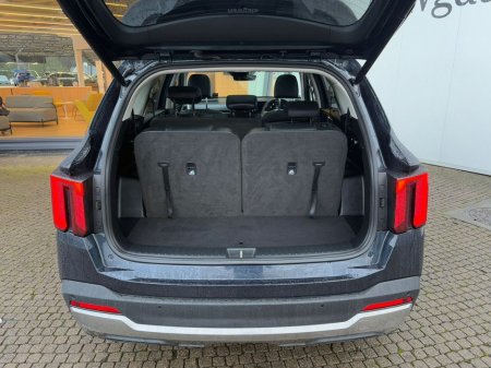 2024 Kia Sorento DSL PE 7S €56,950 thumbnail
