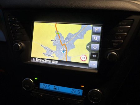 2017 Toyota Avensis 1 6 D4D Business Edition Estate €10,990 thumbnail