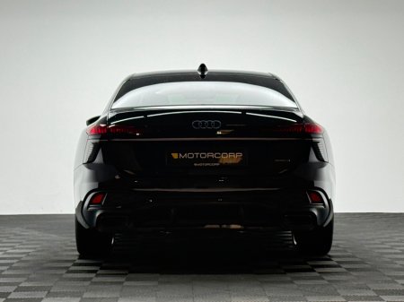 2025 Audi A6 EDITION 1 E HYBRID QUATTRO €74,990 thumbnail