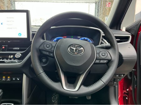 2025 Toyota Corolla - thumbnail 8