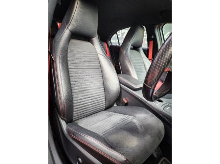 2015 Mercedes-Benz A Class - thumbnail 26