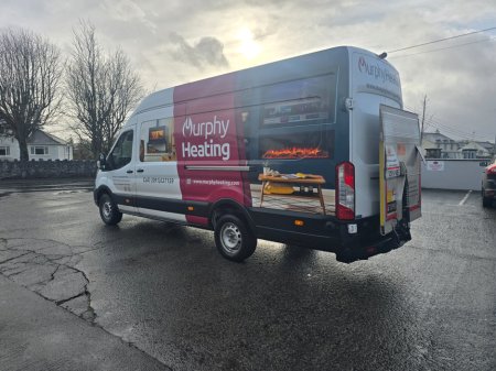 2025 Ford Transit - thumbnail 6