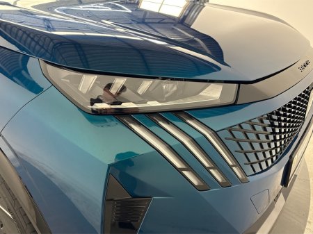2025 Peugeot 3008 - thumbnail 9