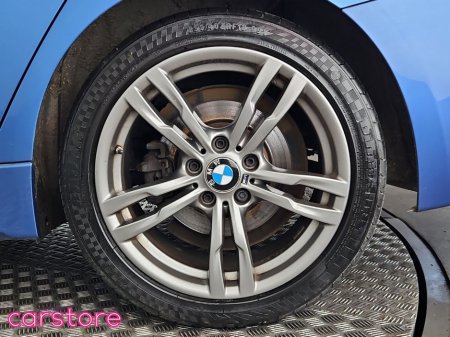 2016 BMW 3 Series - thumbnail 14