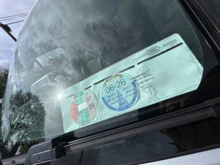 2023 Land Rover Defender - thumbnail 28