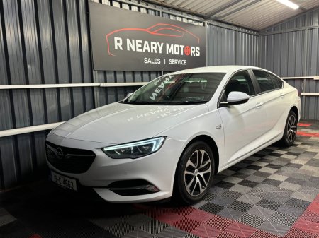 2019 Opel Insignia 1.6 (136PS) Turbo D ecoTEC SC €12,950 thumbnail